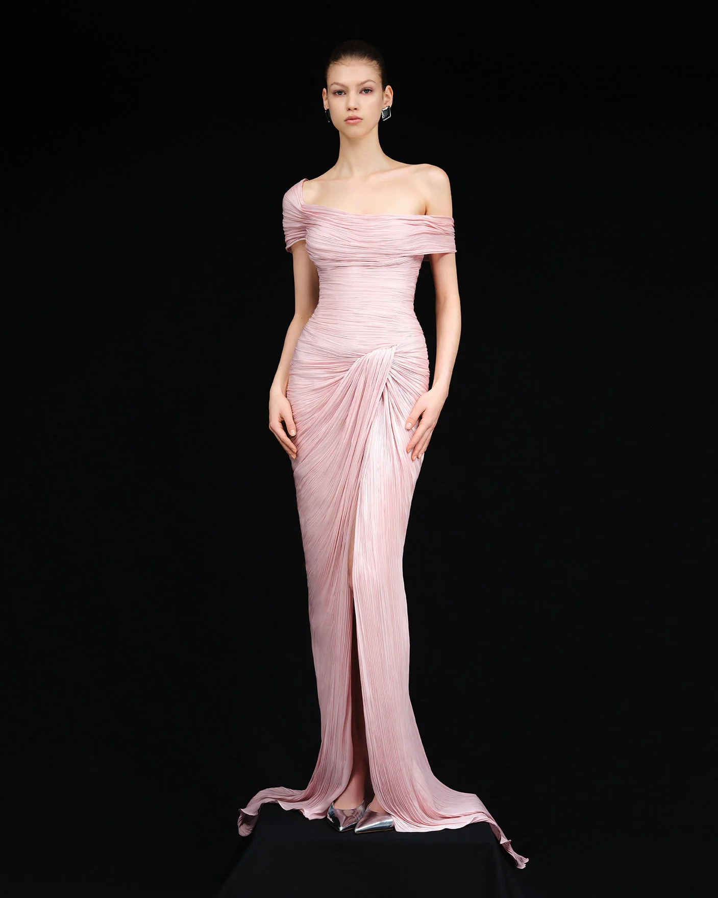 HAND PLEATED SILK WITH TWISTED SLIT GOWN - Image 3
