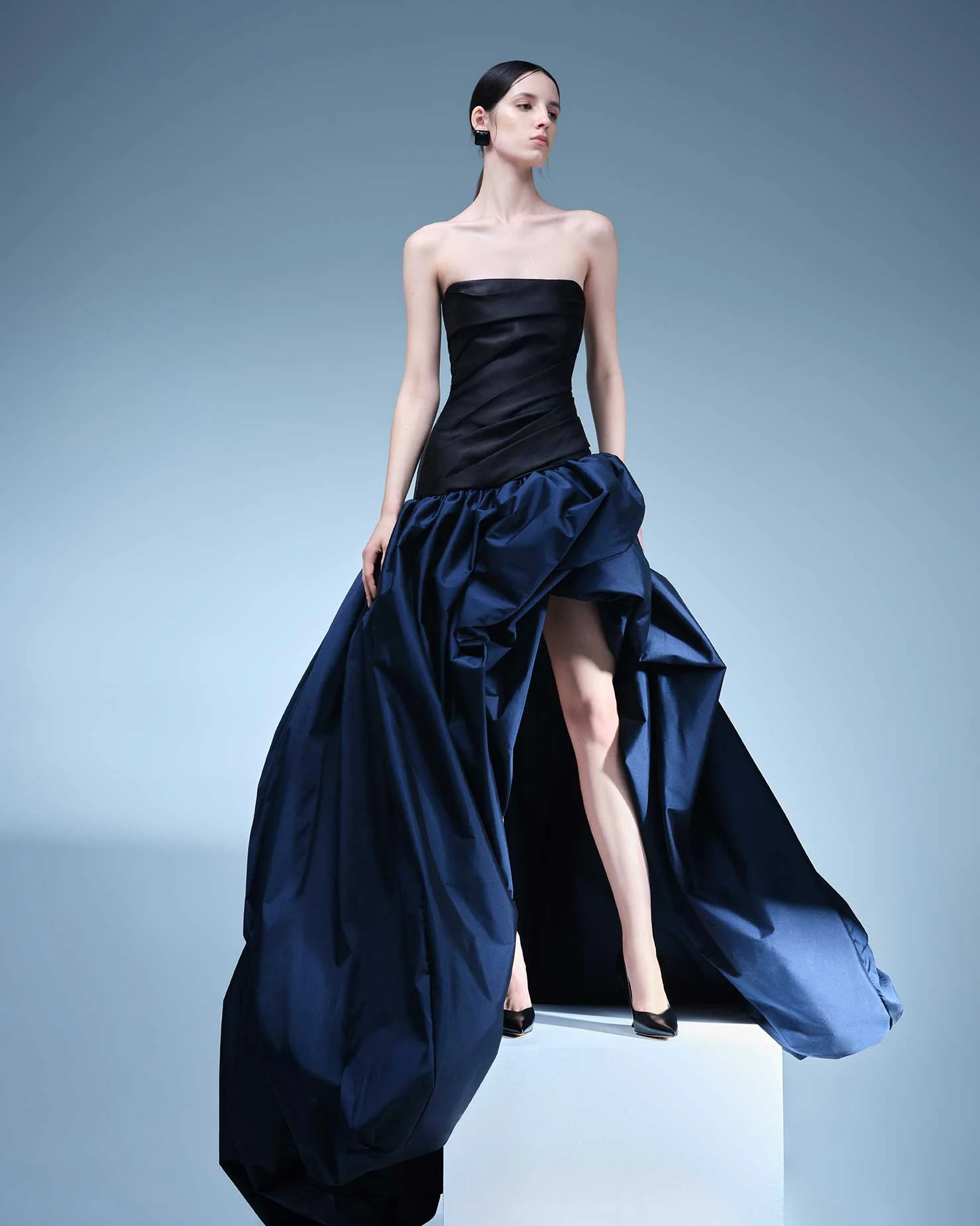 MIKADO AND TAFFETA SKIRT GOWN - Image 2