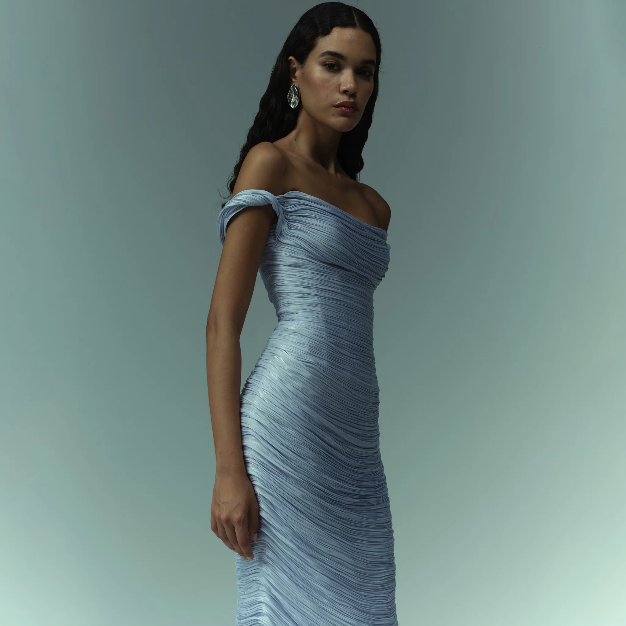 Off shoulder, hand pleated draped Satin-like gown with soft wires on top - Image 4