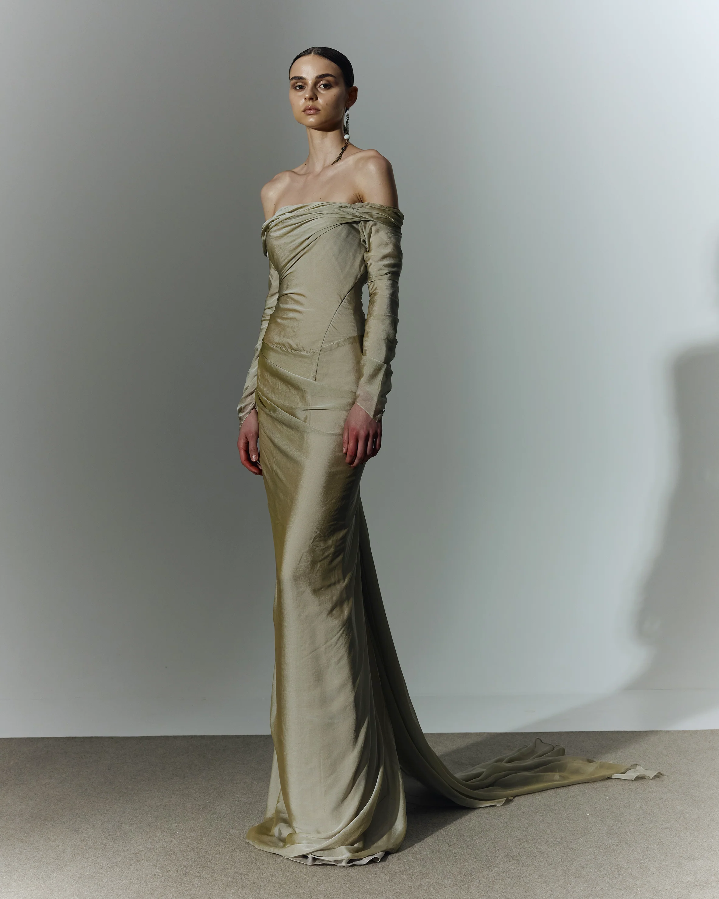 Off shoulder long sleeve draped two-tone chiffon gown - Image 5