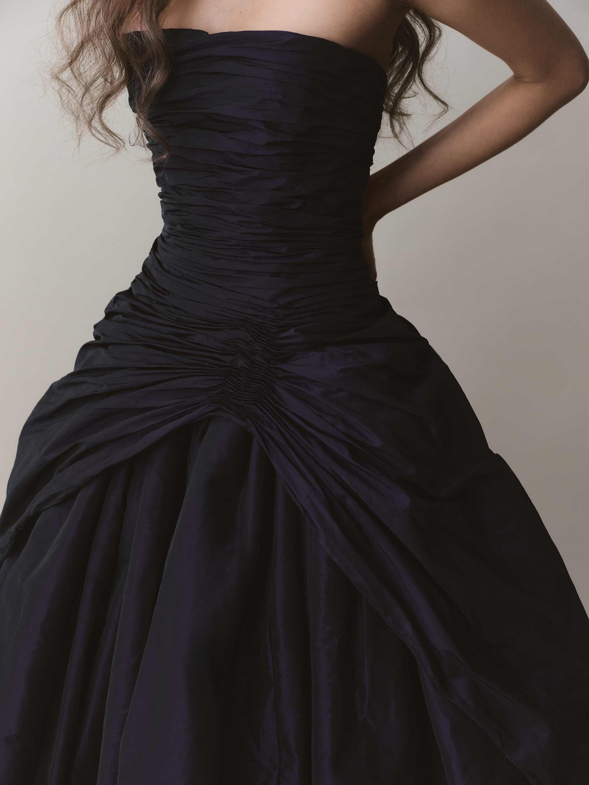 Strapless Draped Taffeta Dress With Wire Outline - Image 4