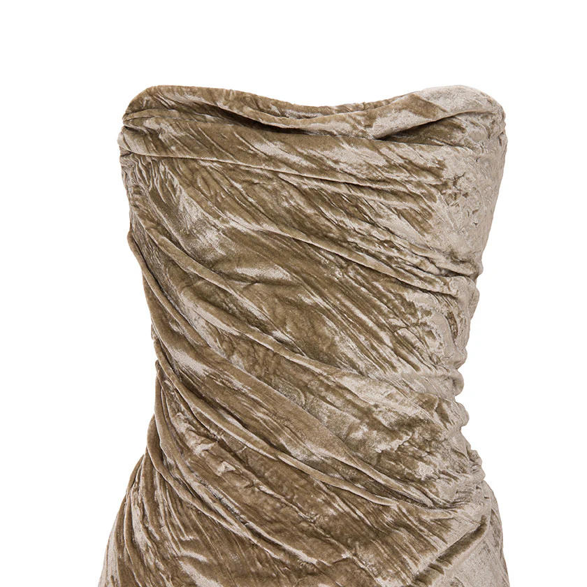 STRAPLESS DRAPED VELVET GOWN WITH BACK TAIL - Image 5
