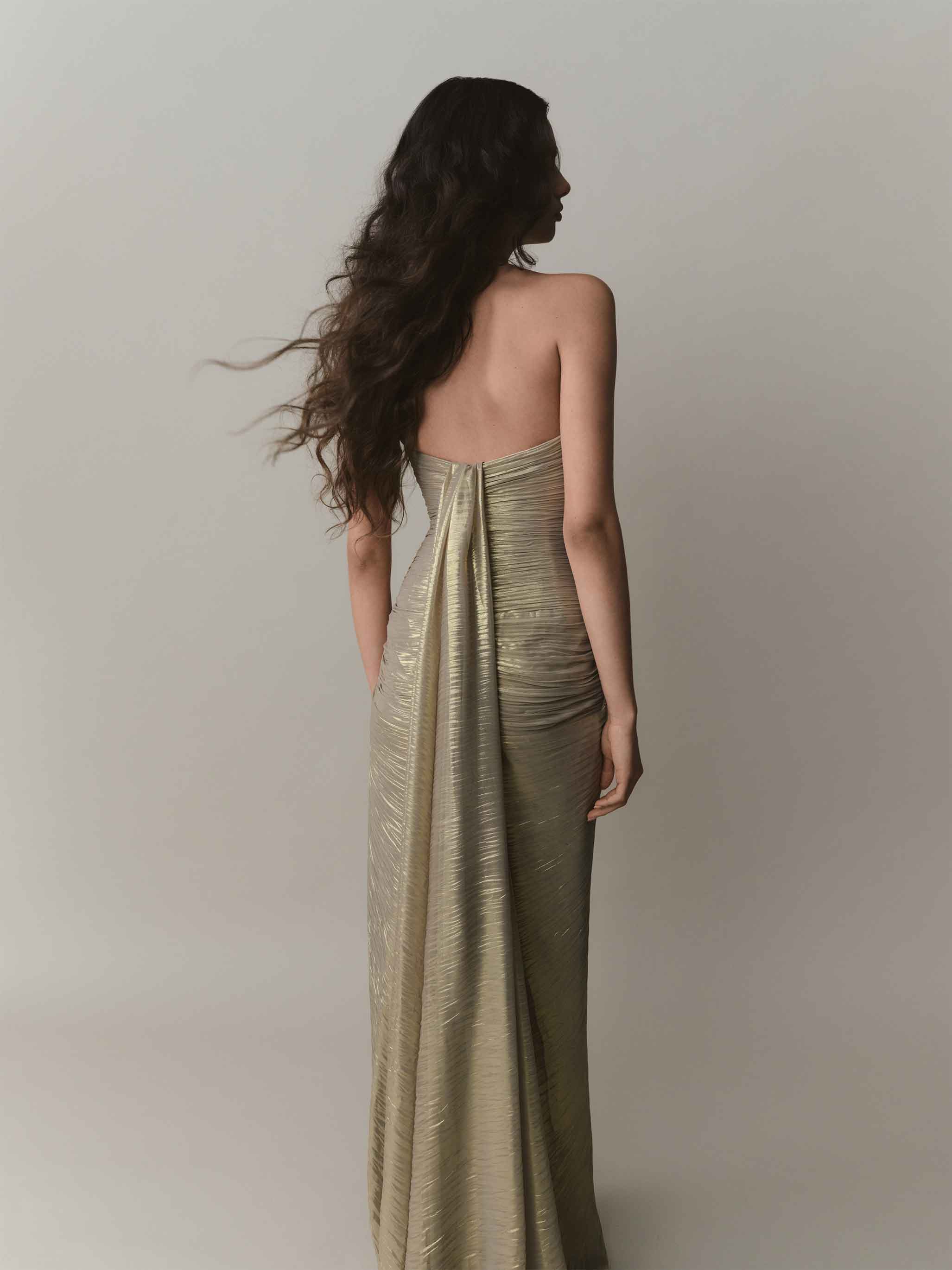 Strapless Pleated Silk Dress With Slit And Detachable Cape - Image 7